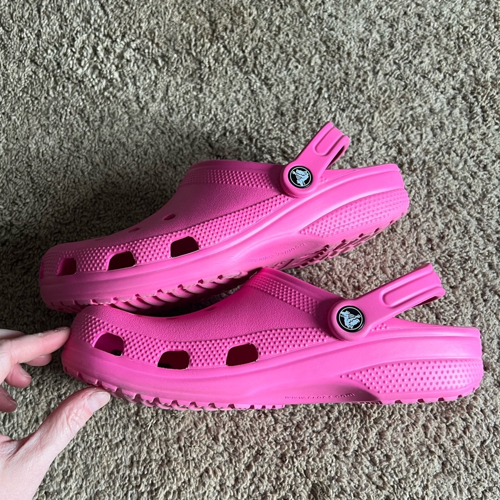 CROCS Women Shoes - Vibrant Pink - Picture 6 of 6